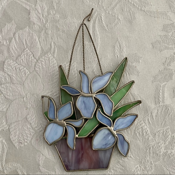 Vintage hanging basket sun catcher